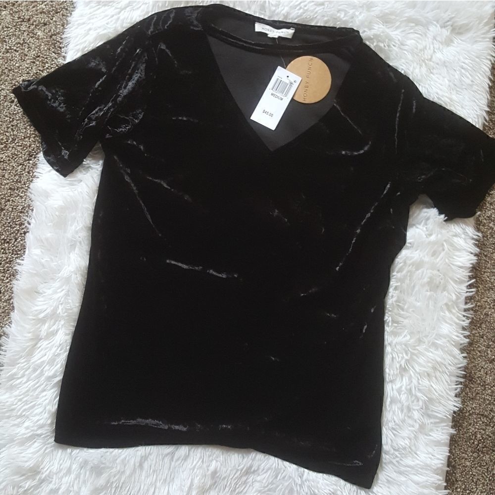 NEW Honey Punch Black Velour Vneck Top Size Medium NWT‎